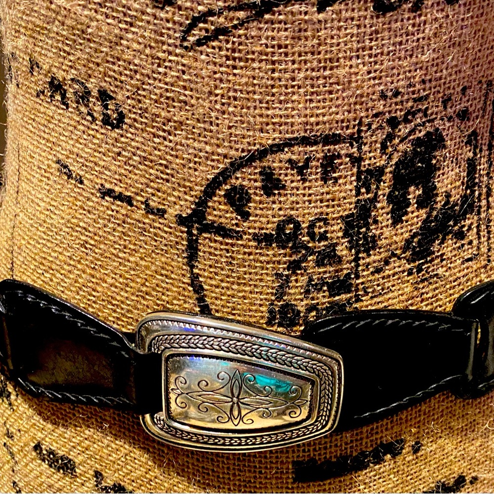 Brighton Leather belt with engraved silver buckle… perfect condition. Rare - Picture 5 of 5
